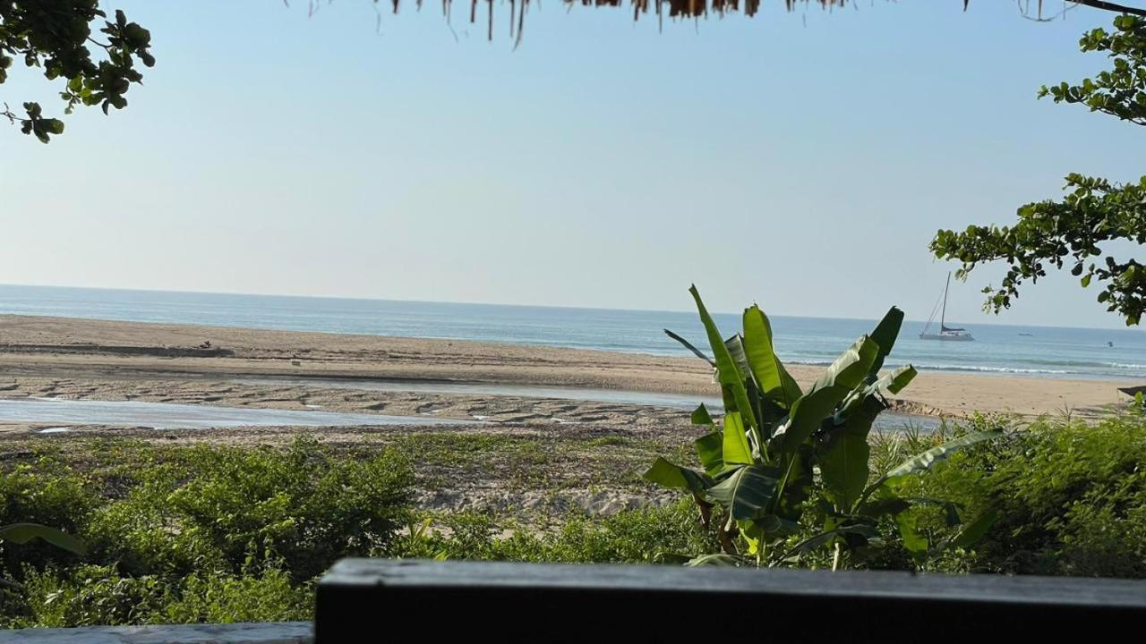 Three Queen Villa And Homestay Waikabubak Εξωτερικό φωτογραφία