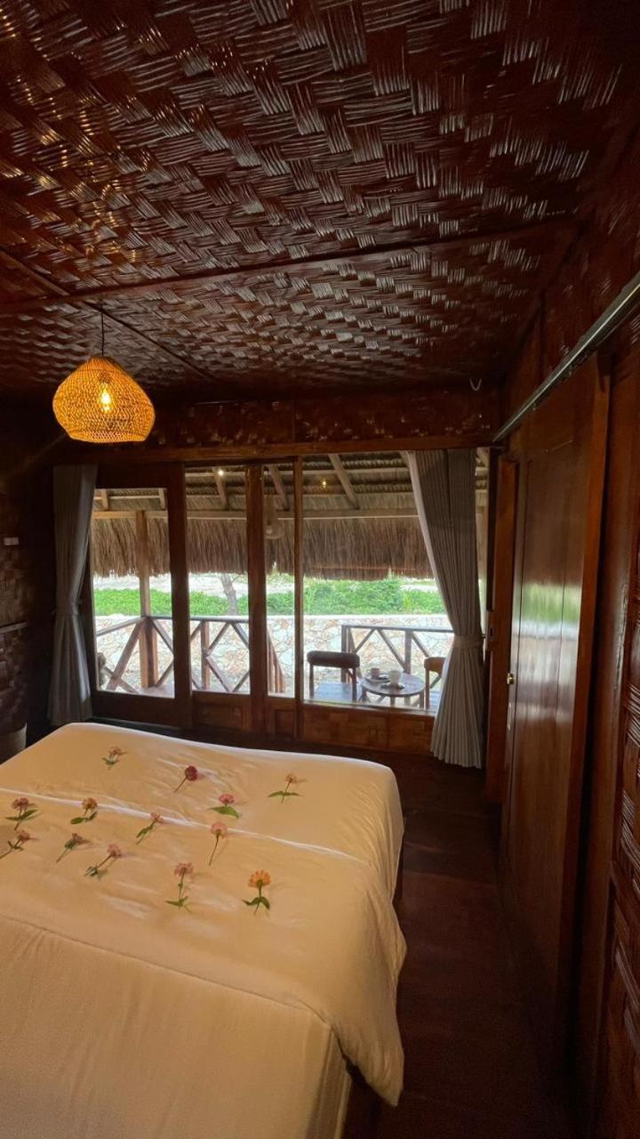 Three Queen Villa And Homestay Waikabubak Εξωτερικό φωτογραφία